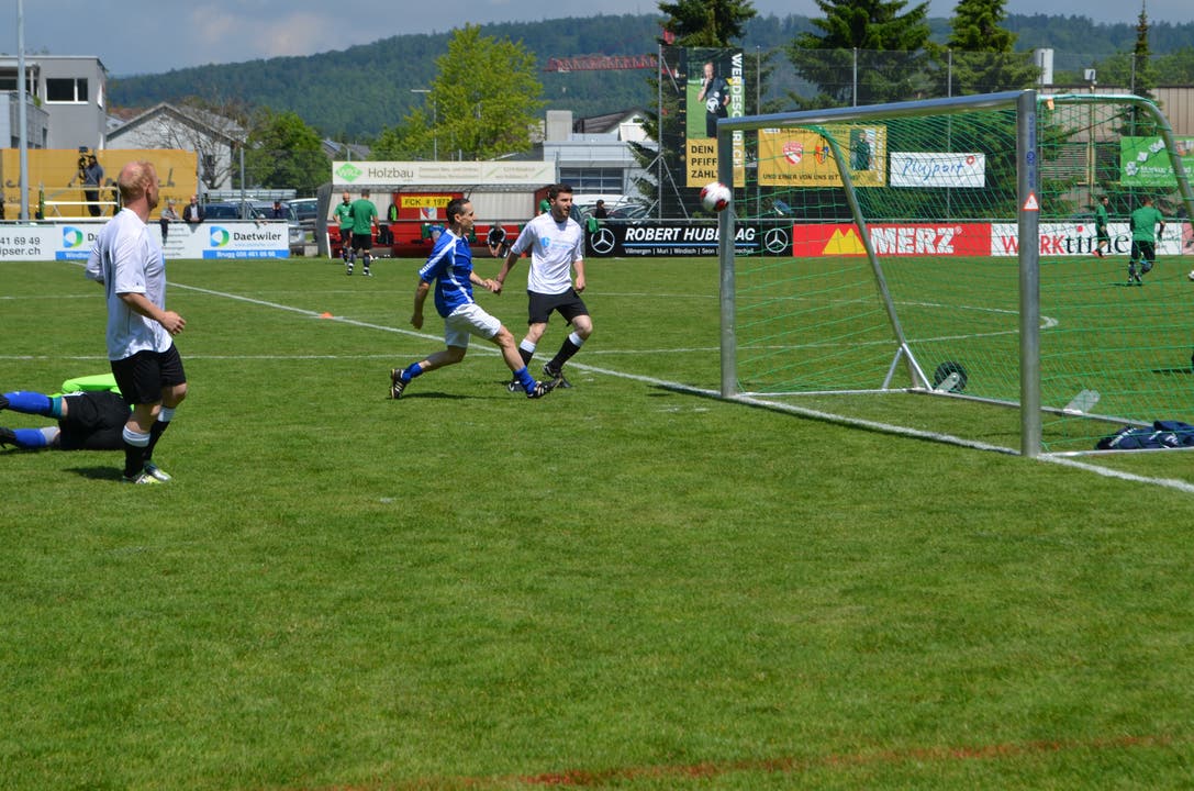 Cupfinal Am Aargauer Cupfinaltag im Dägerli wurden 11 verschiedene Cupsieger gekürt – nebst dem sportlichen zählt auch der gesellschaftliche Aspekt, vor allem für den organisierenden FC Windisch