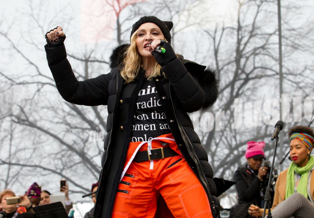 Madonna beteiligte sich 2017, nach der Wahl von US-Präsident Donald Trump, an der Women's March rally.