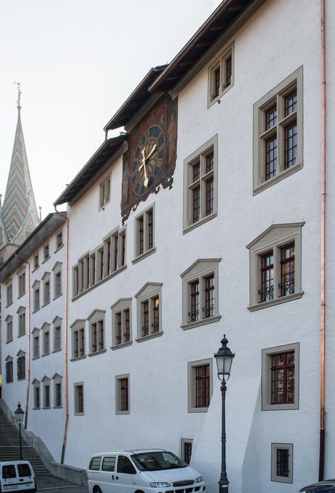 Ein Rundgang durchs Badener Altstadtquartier: Hier, im Rathaus, arbeitet die Badener Stadtverwaltung und der Stadtrat hält hier seine Sitzungen ab.