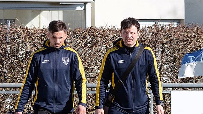 FC-Olten-Trainer Mirko Pavlicevic (rechts) und Assistent Ali Halimi.