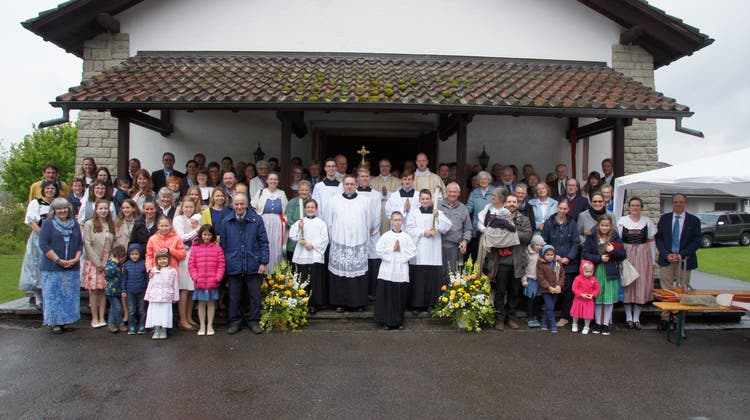 10 Jahre Petrusbruderschaft - Feier des zweiten Jubiläums im Marienmonat Mai