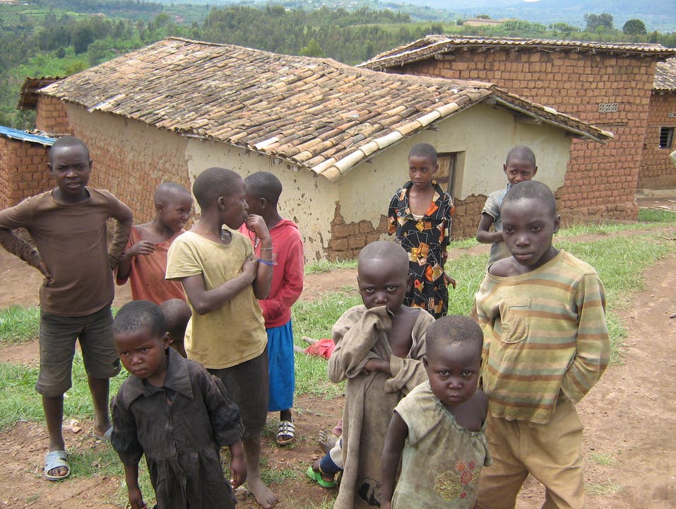 Weitere Impressionen aus dem Hilfswerk in Ruanda: Klicken Sie sich durch die Galerie!