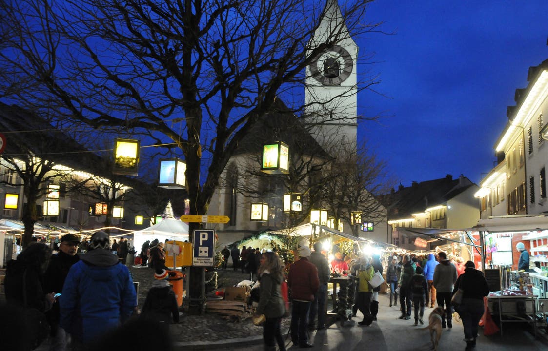 Im Dezember findet jeweils der Chlausmarkt statt.