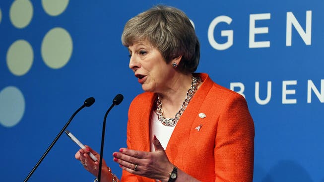 Ganz Grossbritannien und besonders Theresa May blicken gespannt dem 11. Dezember entgegen.