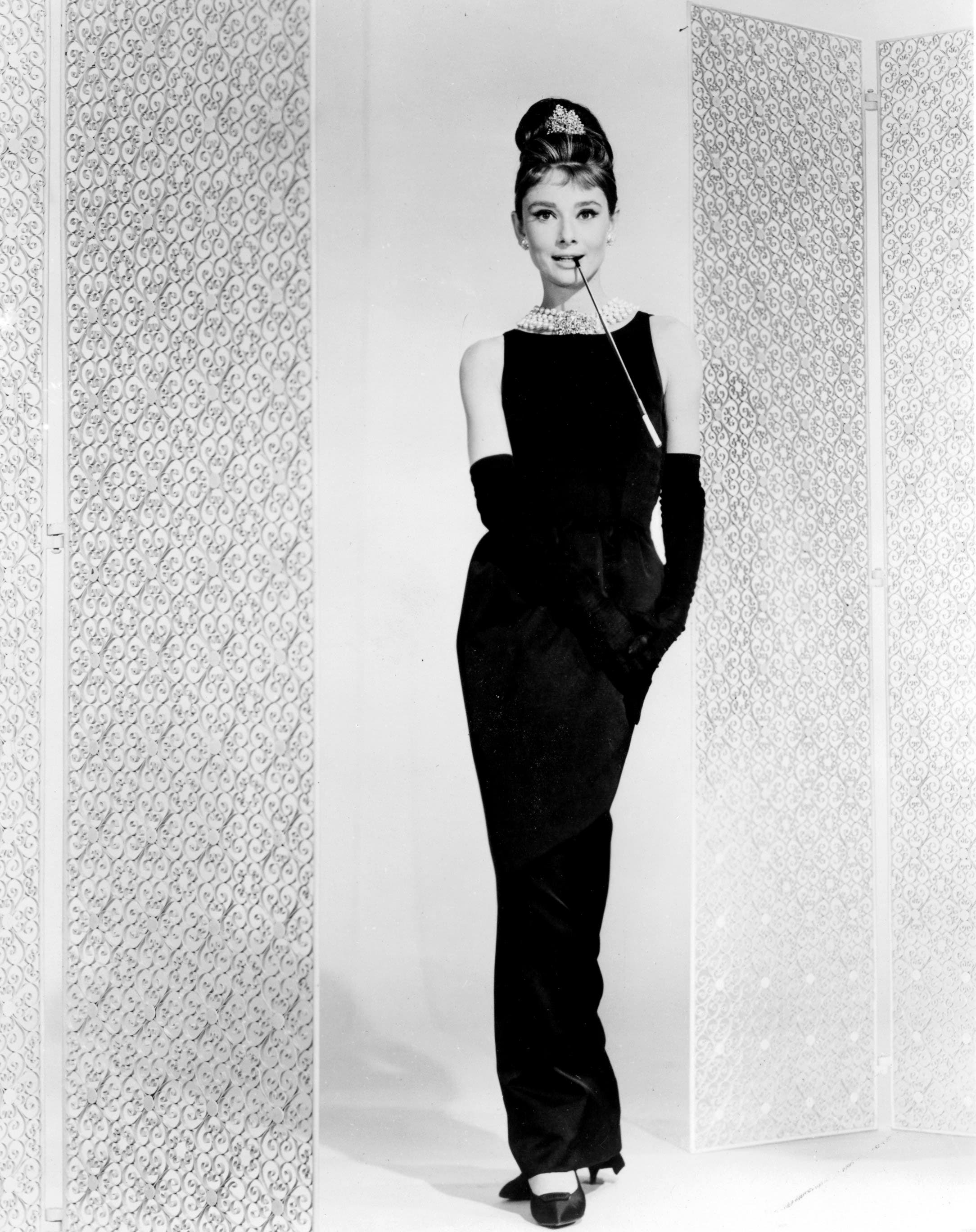 Audrey Hepburn wäre heute 90 geworden – ausgefallene Hüte waren ihr ...