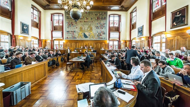 Der Parlamentssaal des Zürcher Rathauses strahlt Tradition und Kontinuität aus. Doch der Kantonsrat war und ist Gegenstand zahlreicher Umbrüche.