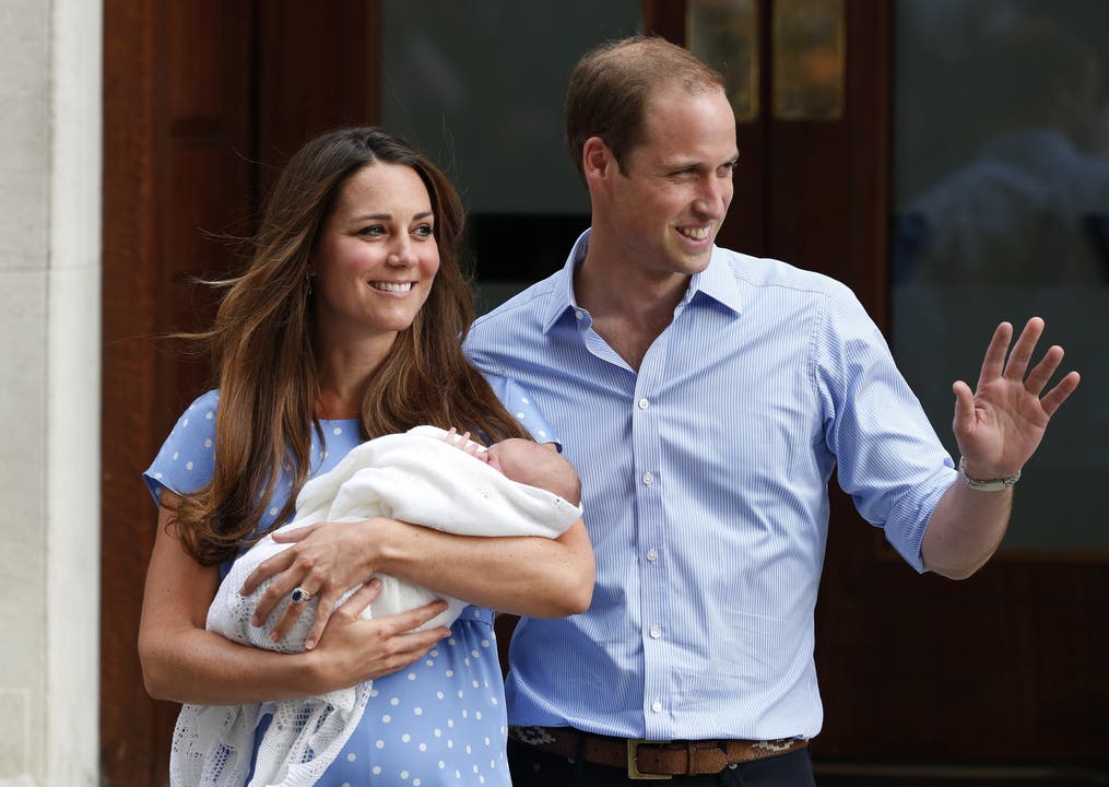 Kate und William nach der Geburt ihres ersten Kindes, Prinz George, Juli 2013.