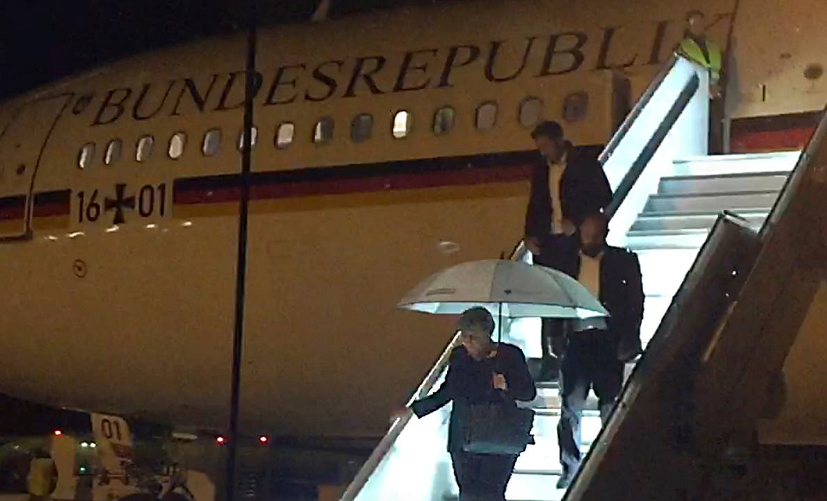 Merkel musste in Köln wieder aussteigen und von Madrid mit einem Linienflug weiterreisen.