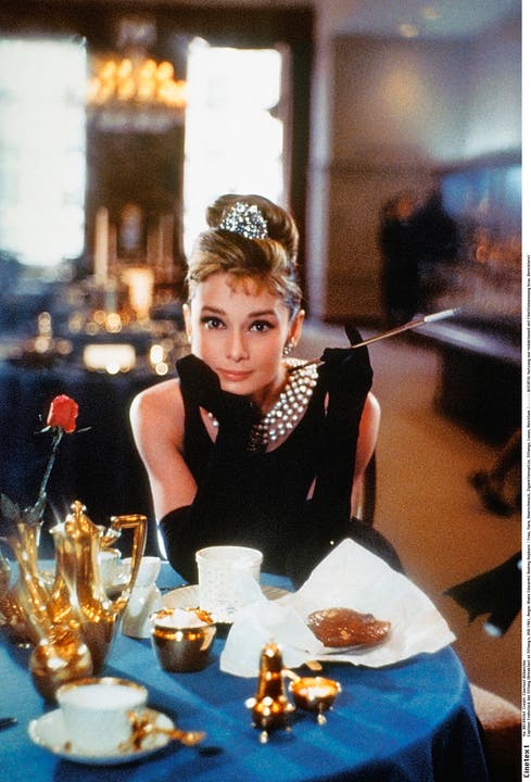 Hepburns wohl berühmteste Rolle: In "Frühstück bei Tiffany" spielte sie die lebenshungrige Holly Golightly.