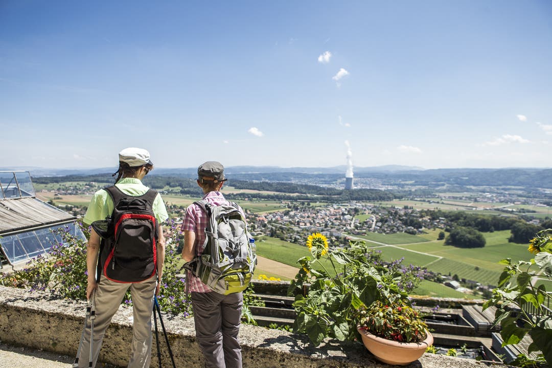 AZ Leserwandern 2018, 9. Etappe, Trimbach Ausblick von Schloss Wartenfels.