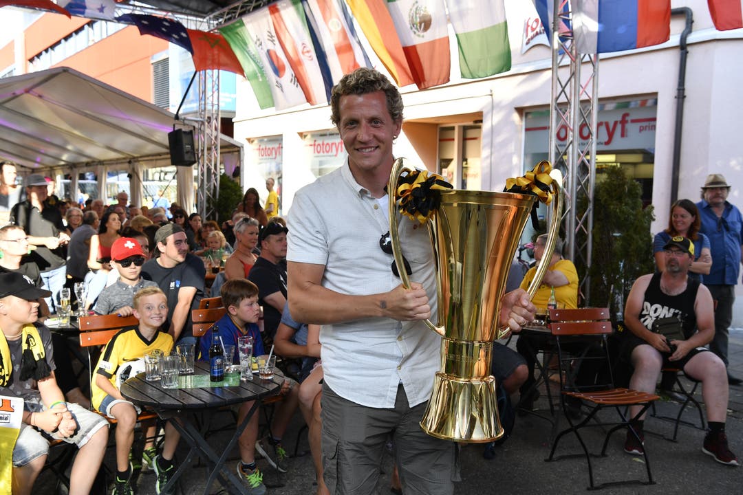 Die Stadt Grenchen ehrt YB-Goalie Marco Wölfli