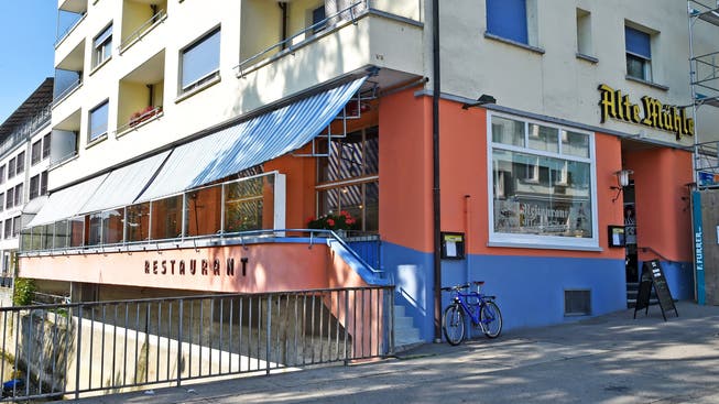 Das Restaurant Alte Mühle mit der Terrasse oberhalb der Dünnern braucht ab Anfang 2019 einen neuen Pächter.