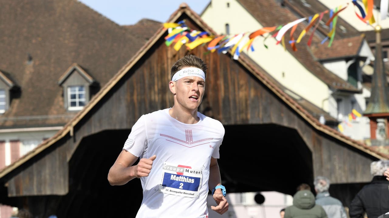 Der OL-Läufer Matthias Kyburz siegte am Reusslauf in Bremgarten souverän.