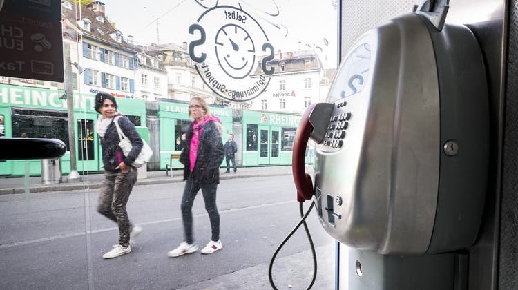 Ende einer Ära: Die wohl bekanntesten Basler Telefonkabinen sind bald Geschichte