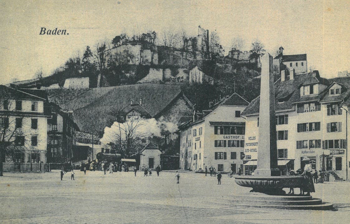 Badener Schulhausplatz: Historische Bilder