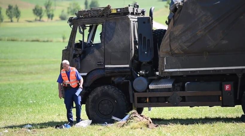 Linden BE - 19 Verletzte Bei Unfall Mit Lastwagen Der Schweizer Armee