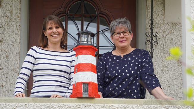 Eva Wegmüller (links) und Christa Niederöst haben das Projekt «Leuchtturm-Insel» gemeinsam erarbeitet.