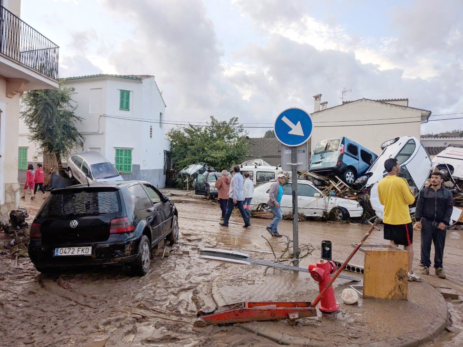 Spanien - Ferienparadies Unter Wasser: Zahl Der Toten Nach Heftigen ...