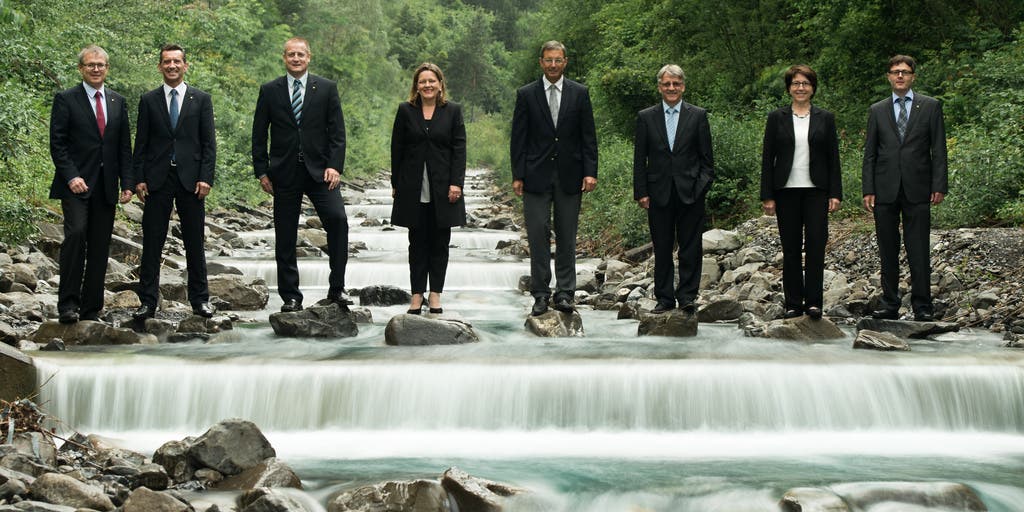 Z'graggen (4. von links) auf dem Urner Regierungsratsfoto 2014.
