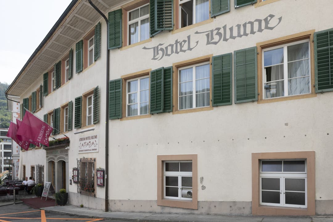 Das Hotel Blume am Kurplatz wurde 1421 erstmals schriftlich erwähnt und ist damit eines der ältesten Hotels der Schweiz.