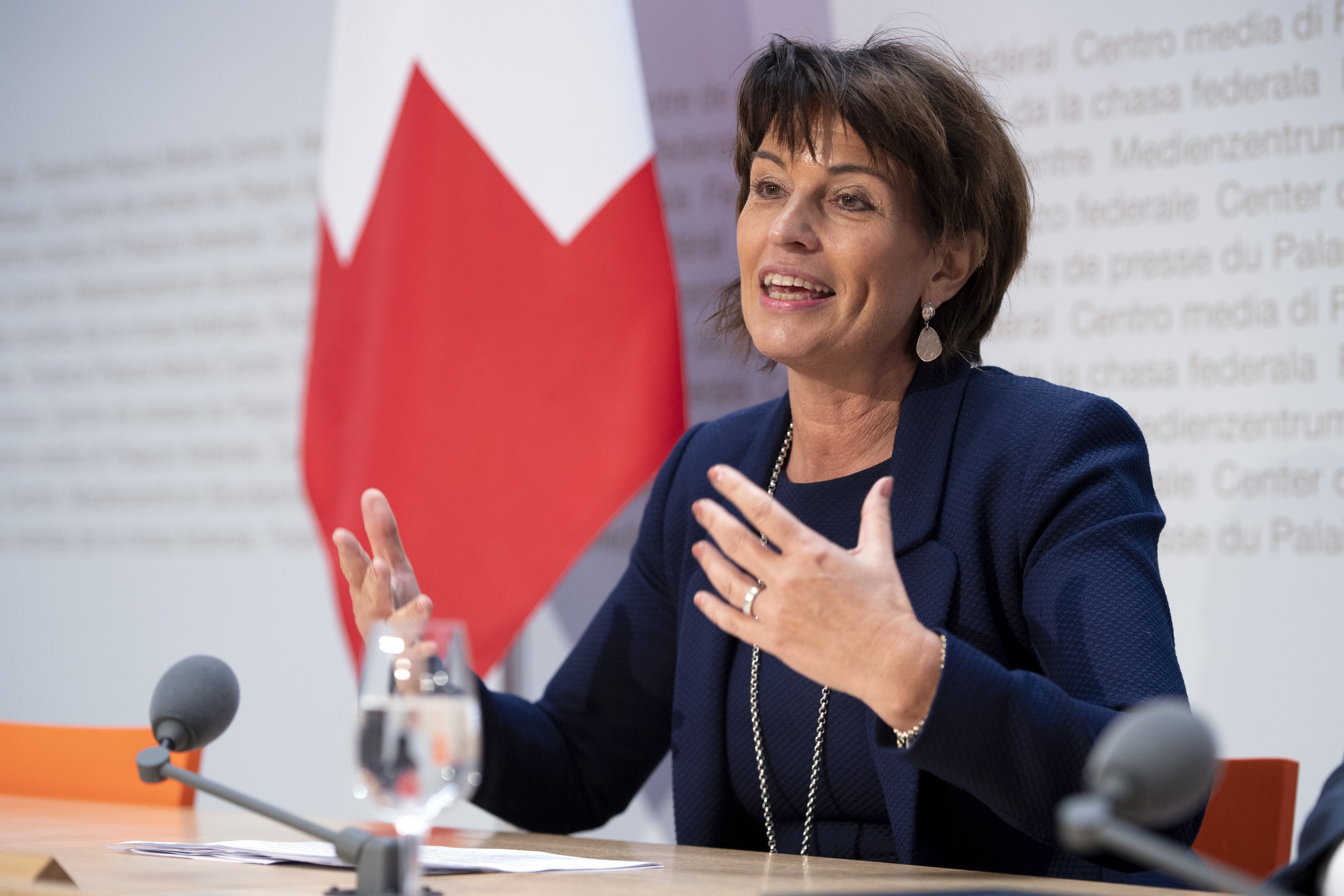 Bildstrecke - Doris Leuthard: Ihre Karriere In Bildern