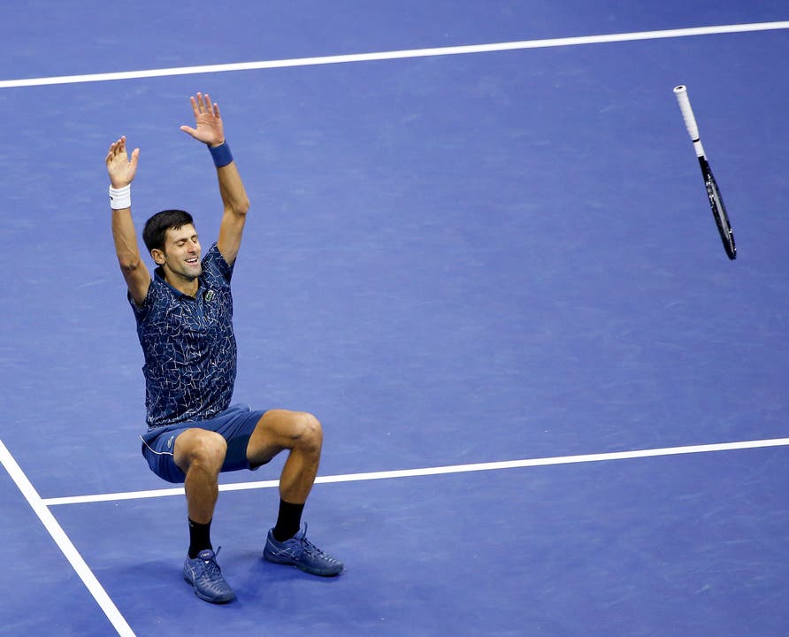 Die Erlösung nach dem Matchball: Novak Djokovic jubelt über seinen Sieg.