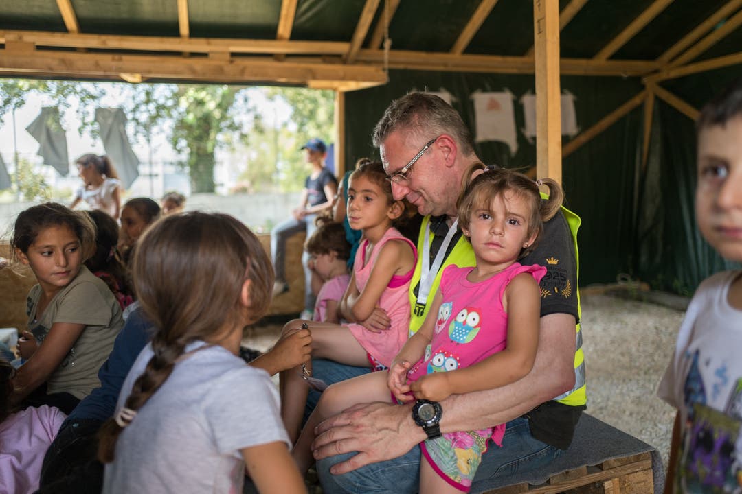 Andreas Glarner besuchte 2016 ein Flüchtlingslager in Griechenland.