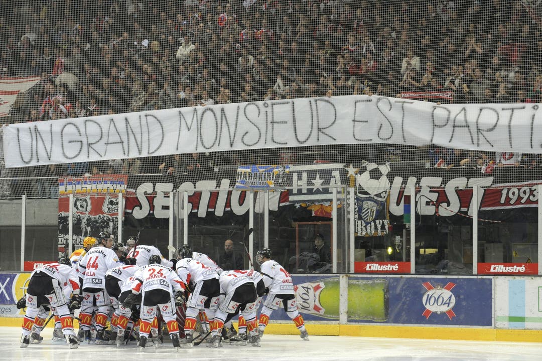 2008 Fans des HC Lausanne nehmen Abschied von Jim Koleff