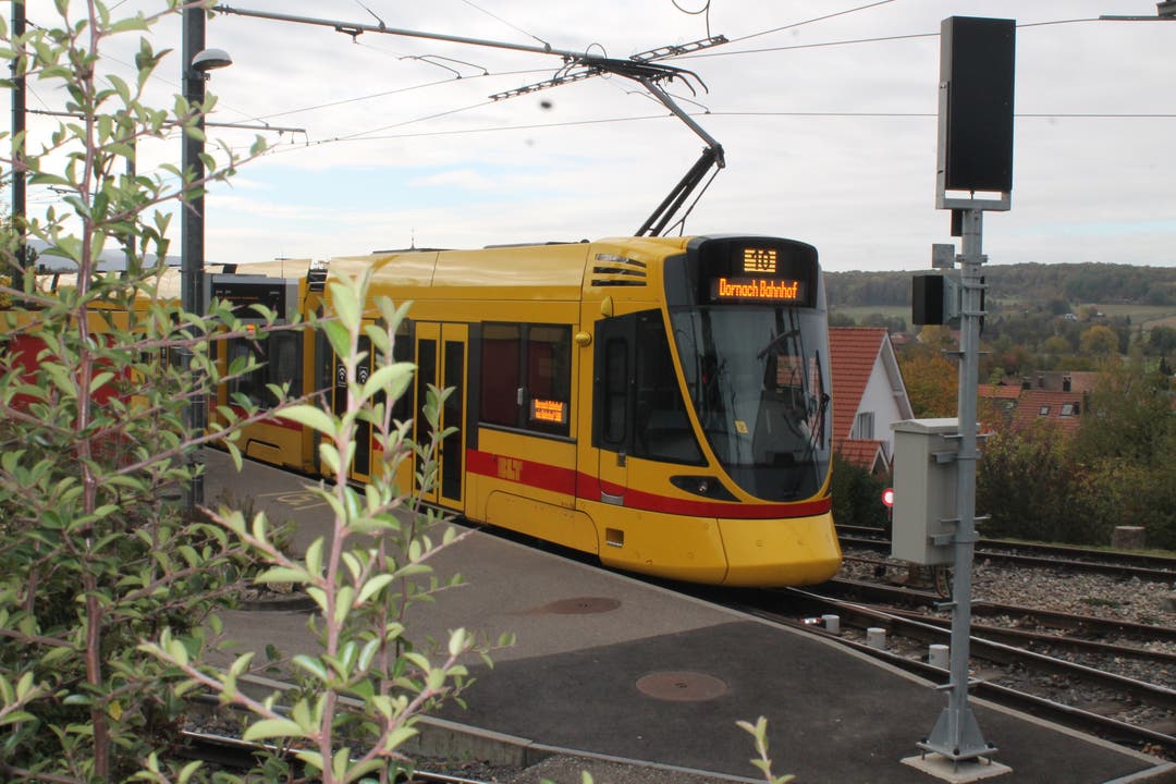 Das 10er-Tram verbindet Rodersdorf mit der Stadt Basel.