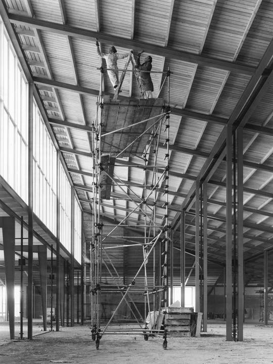 MUBA 1954: Bauarbeiten an der Rundhofhalle