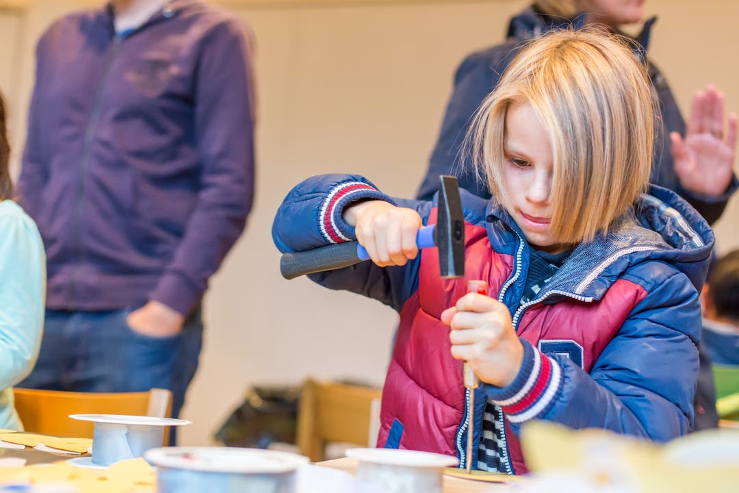 Kulturerbetag in Schneisingen Bastelatelier für Kinder Impressionen vom Kulturerbetag in Schneisingen
