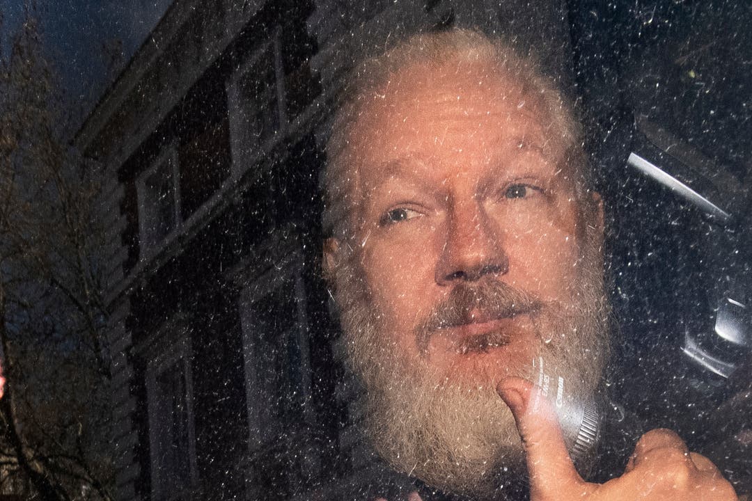 Assange war am Donnerstag nach sieben Jahren in der ecuadorianischen Botschaft in London festgenommen worden.