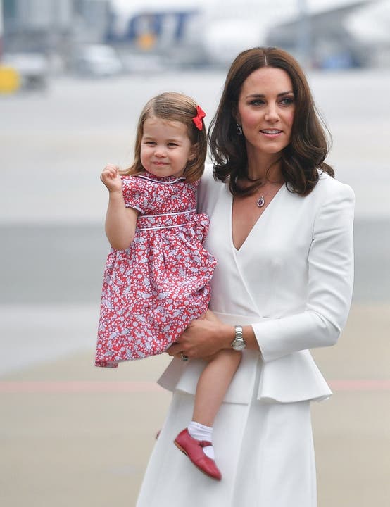 Herzogin Kate mit Tochter Charlotte im Juli 2017.