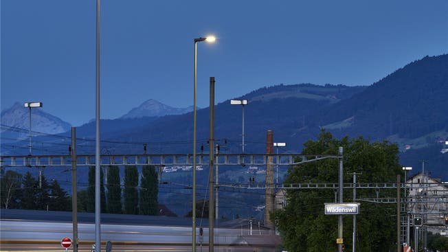 Dimmbares Licht am Zürichsee.