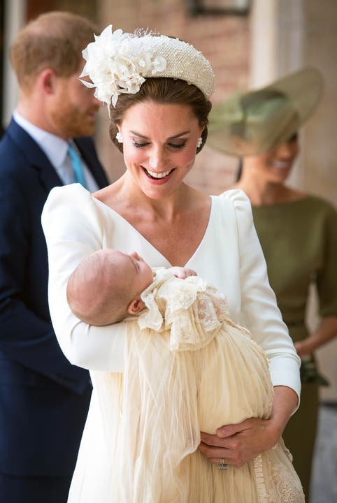 Herzogin Kate mit Sohn Louis an dessen Taufe im Juli 2018.
