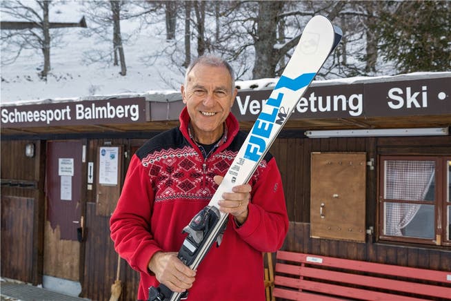Seit über 50 Jahren als Skilehrer dabei: Hans Küpfer hofft auf viel Schnee auf dem Balmberg.
