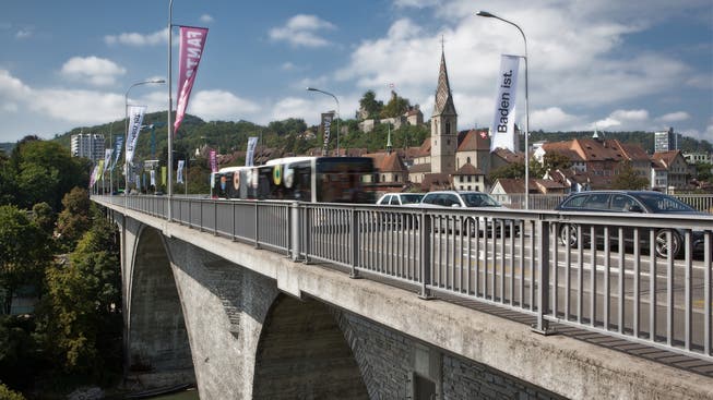 Ab 2040 soll die Hochbrücke als Trassee für die Limmattalbahn dienen. Ausserden soll die Brücke Hauptachse für den Velo- und Fussverkehr werden.