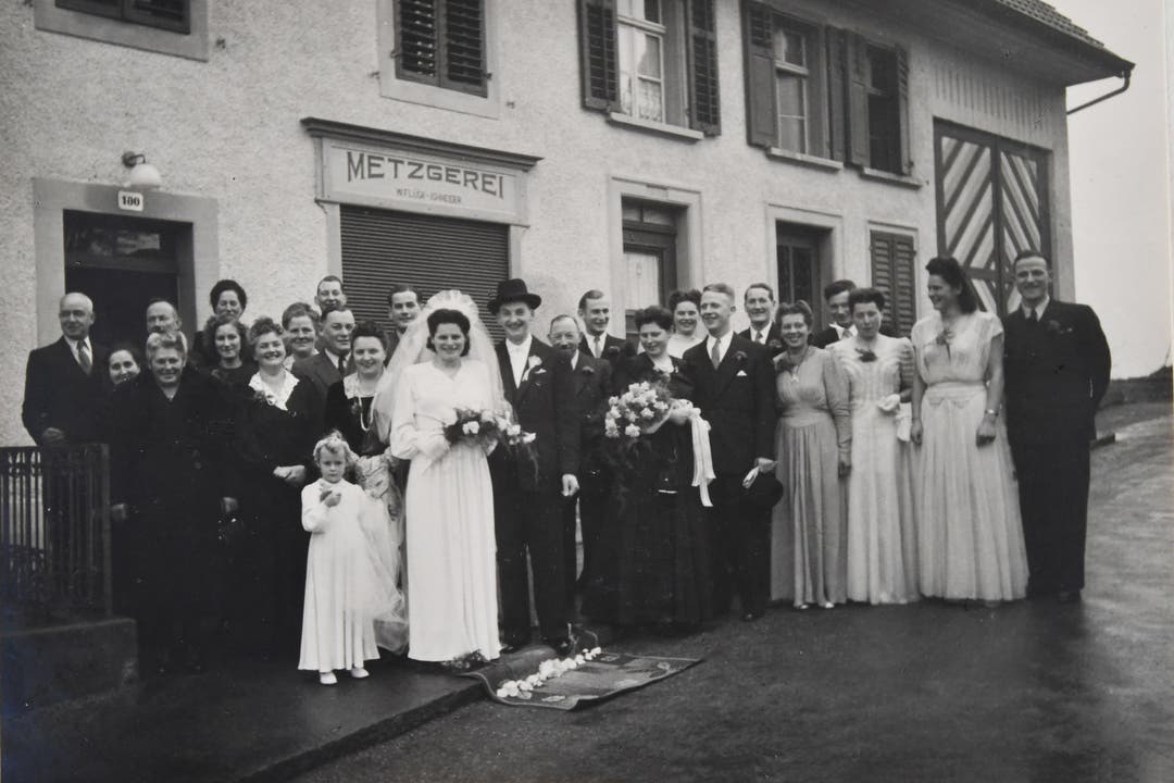 Die Hochzeit von Alfred dem Zweiten mit Rosalie Schneider-Zürcher. 08.12.1946.