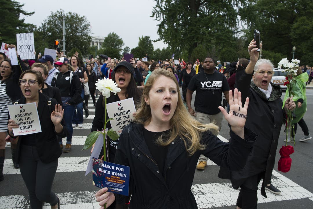 In der Umgebung des Kapitols in Washington haben mehrere Hundert Gegner und Befürworter des Supreme-Court-Kandidaten von US-Präsident Donald Trump, Brett Kavanaugh, protestiert.