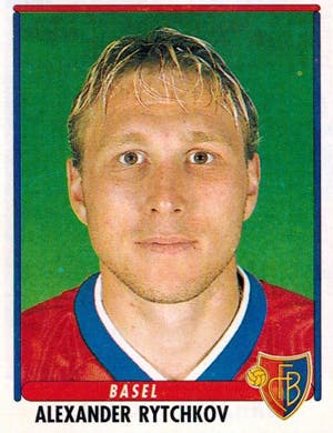 7 Alexander Rytschkow War 1998/99 Spielmacher des FCB. Vertrag wurde wegen Disziplinlosigkeiten aufgelöst. Er soff und prügelte sich regelmässig.