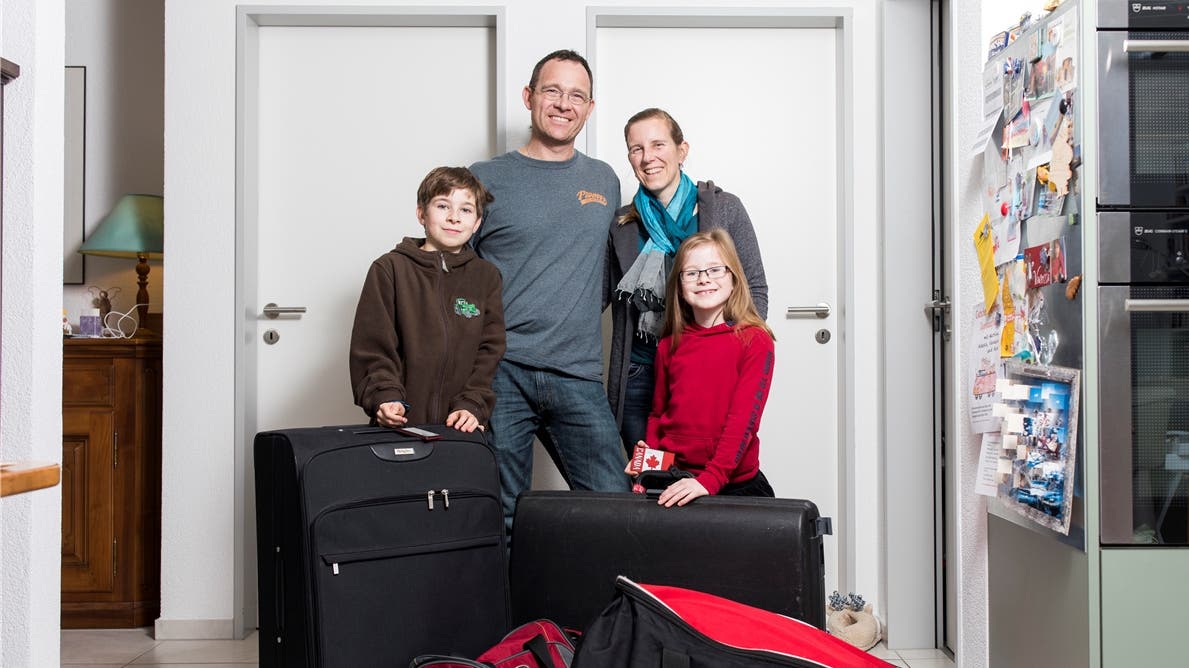 Anfang Januar 2018: Kurt und Annette Fischer mit ihren Kindern Päuli und Kristin kurz vor der Rückreise nach Kanada. Sie hatten in der Schweiz Ferien gemacht.