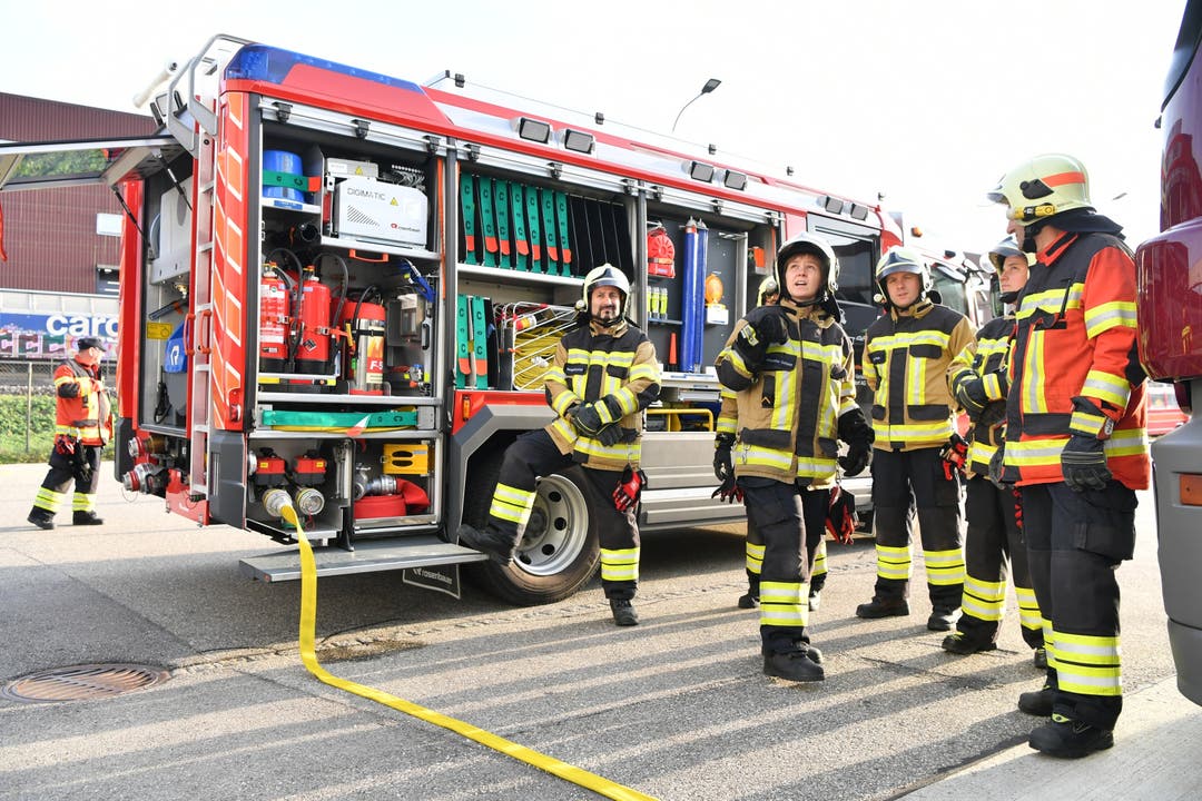 Feuerwehrübung Betriebsfeuerwehr MVN Migros Neuendorf