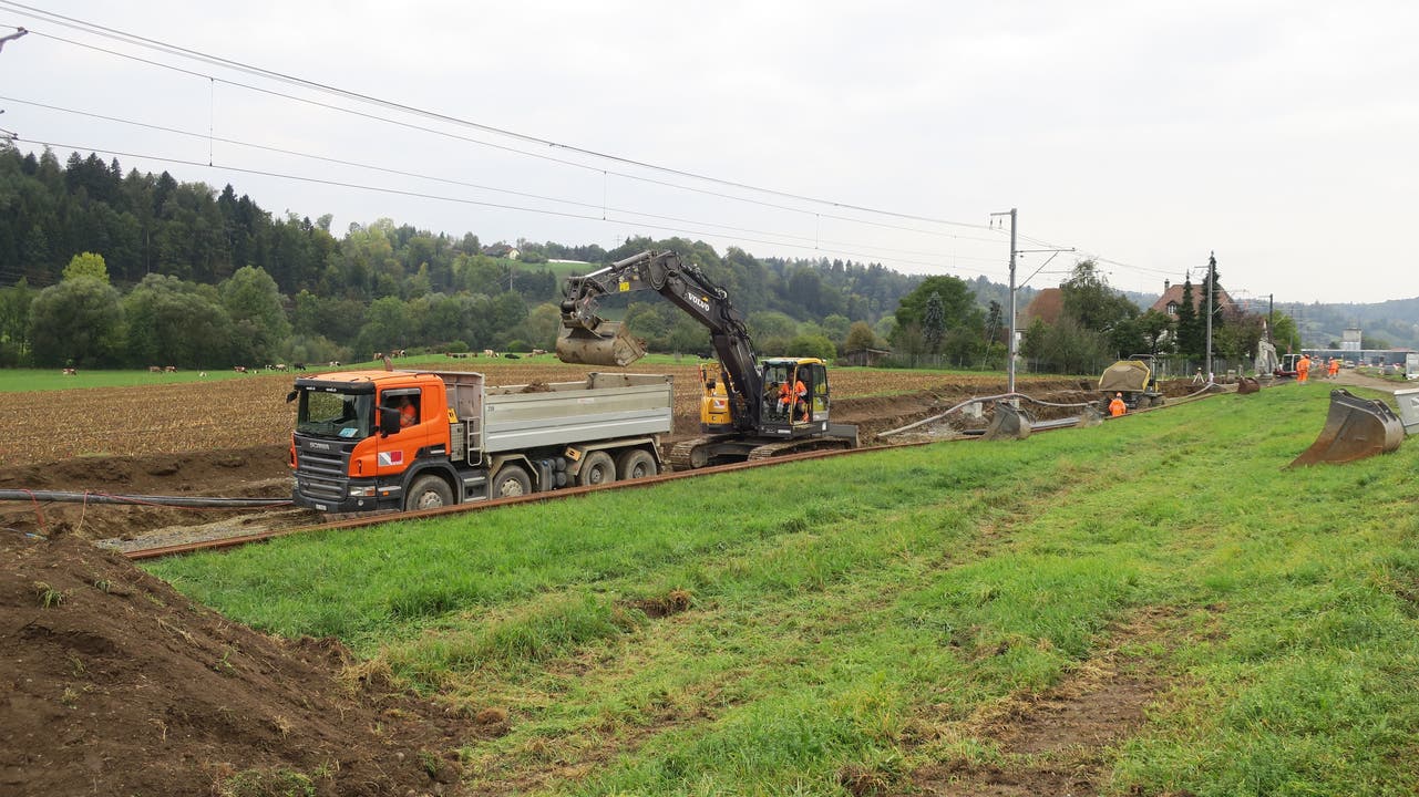 Die Bahnstrecke zwischen Oberkulm und Gontenschwil wird während zwei Wochen erneuert.