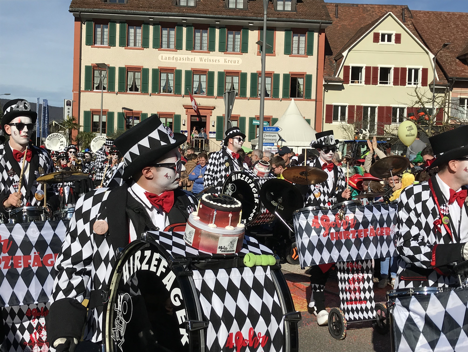  Dieses Jahr feierten die Hirzefäger aus Breitenbach ein Jubiläum: Seit 40 Jahren sind sie an der Fasnacht dabei.