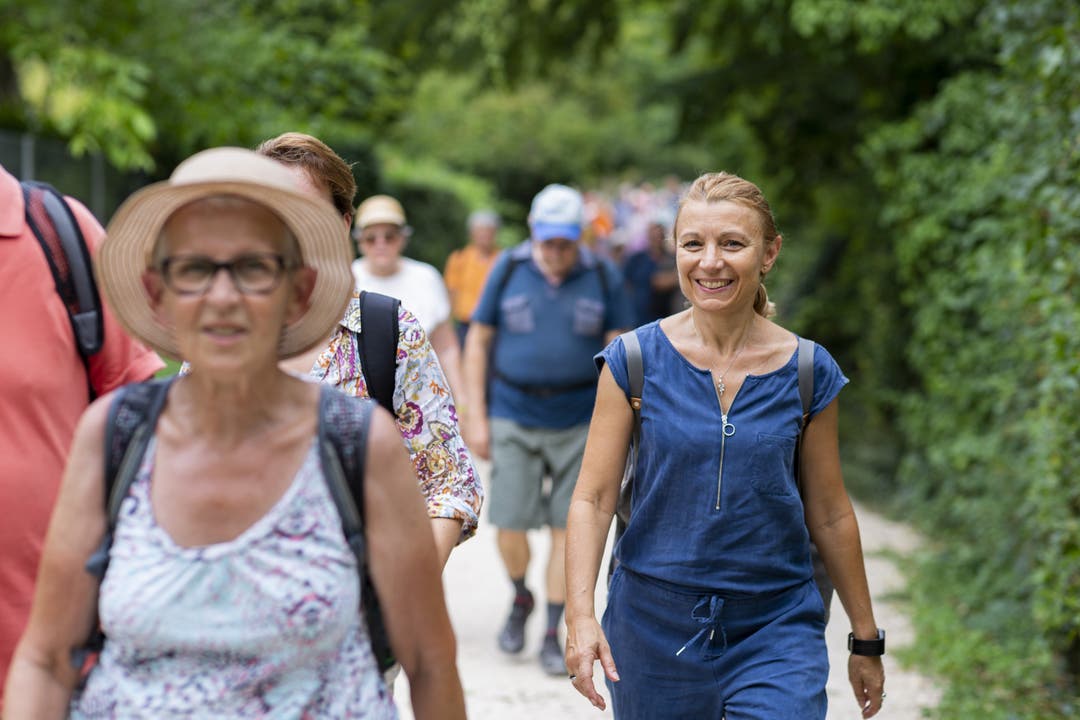 20190726_027 Yvonne Feri, Nationalrätin SP AG, im Gespräch mit Leserwanderer, auf der 8. Etappe von Zürich nach Schlieren, am 26. Juli 2019.