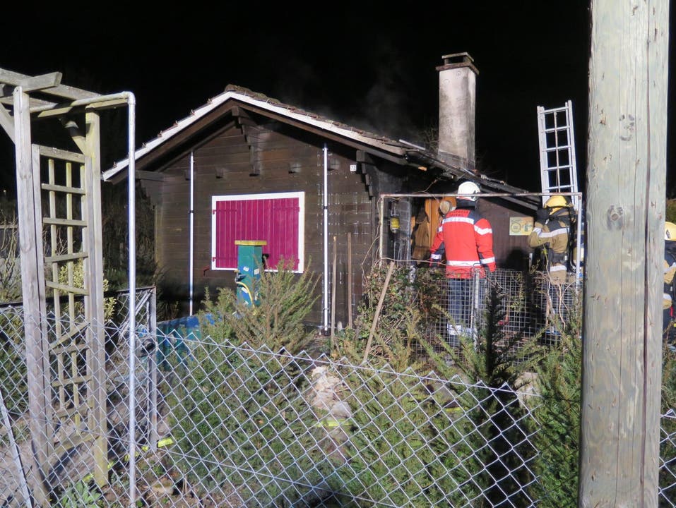 Oberwil BL, 3. März: In einem Gartenhaus im Gartenareal Lettenmatt kam es zu einem Brandfall.
