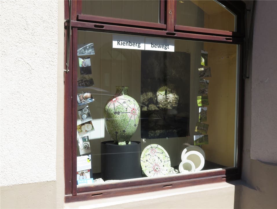 Die Gemeinde Kienberg präsentiert sich mit Gips und Keramik.