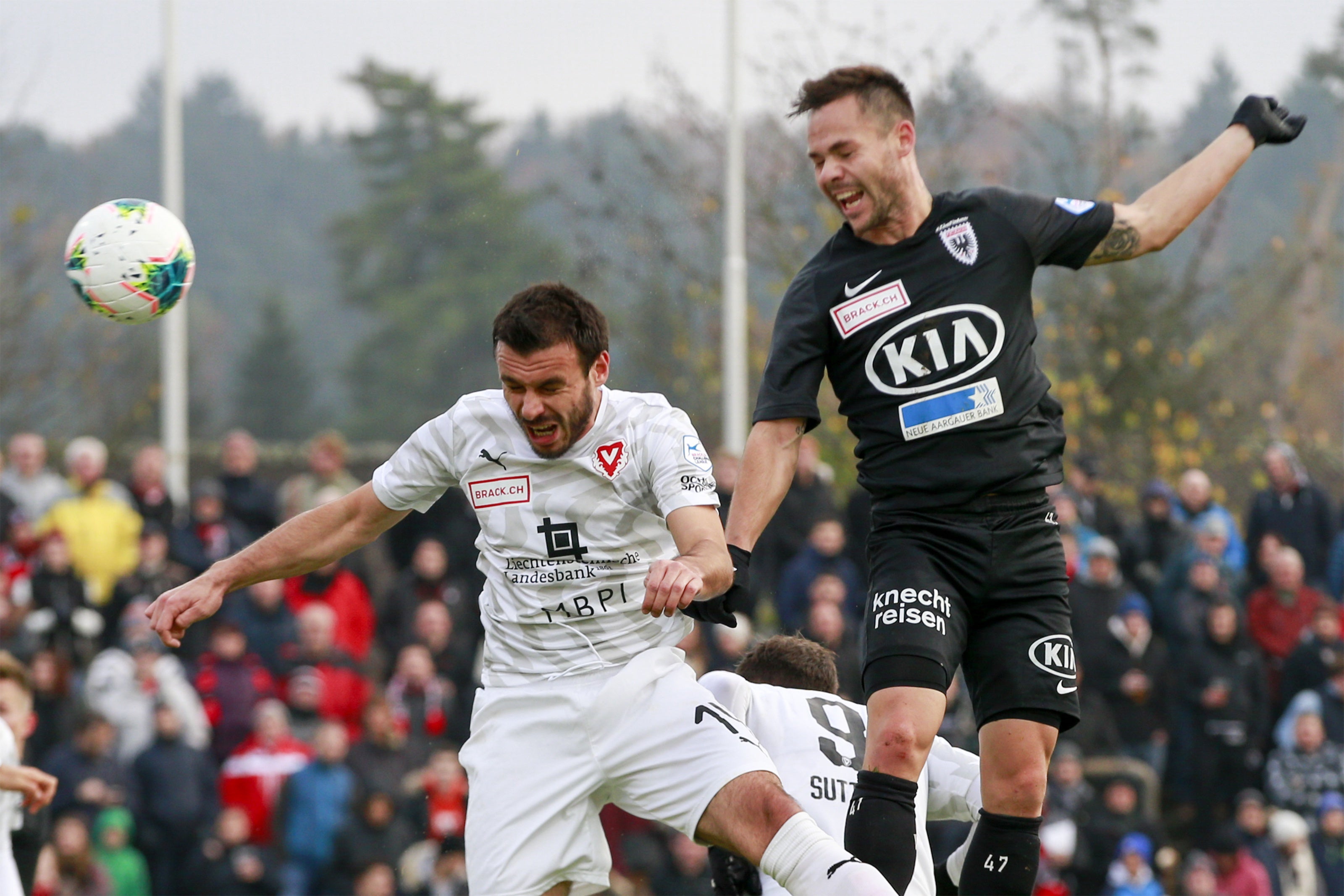 FC Aarau - Standard-Spezialist Neumayr Und Kämpferischer Spadanuda ...