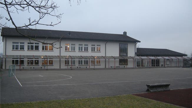 Das Primarschulhaus in Aeschi, einer der vier Schulstandorte der Regionalschule Äusseres Wasseramt.