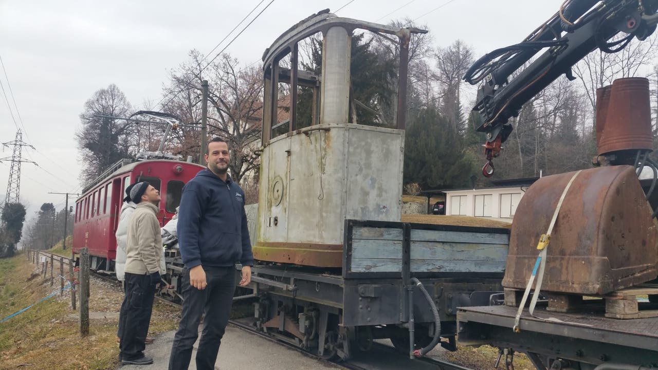 Erleichtert. Museumsleiter Patrick Bigler (39) kümmert sich seit einigen Jahren um das historische Erbe der Wagonfabrik Schlieren.